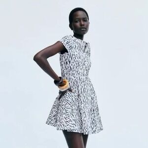 NWT ZARA PRINTED SHORT DRESS ZW COLLECTION‎ Size Small